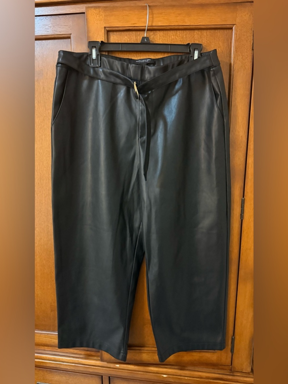 Andrew Marc Black Faux Leather Wide Leg Crop Pant with front pockets